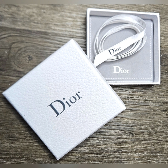 COPY CHRISTIAN DIOR White Jewelry Gift Box Grey Velvet Pouch Logo Ribbon Set lot - Picture 3 of 6
